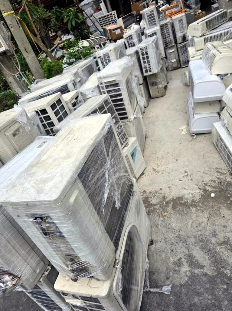 Kho máy lạnh cũ thu mua của Điện Lạnh Lê Lâm