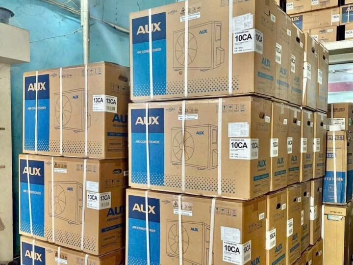 May lanh aux inverter gia kho